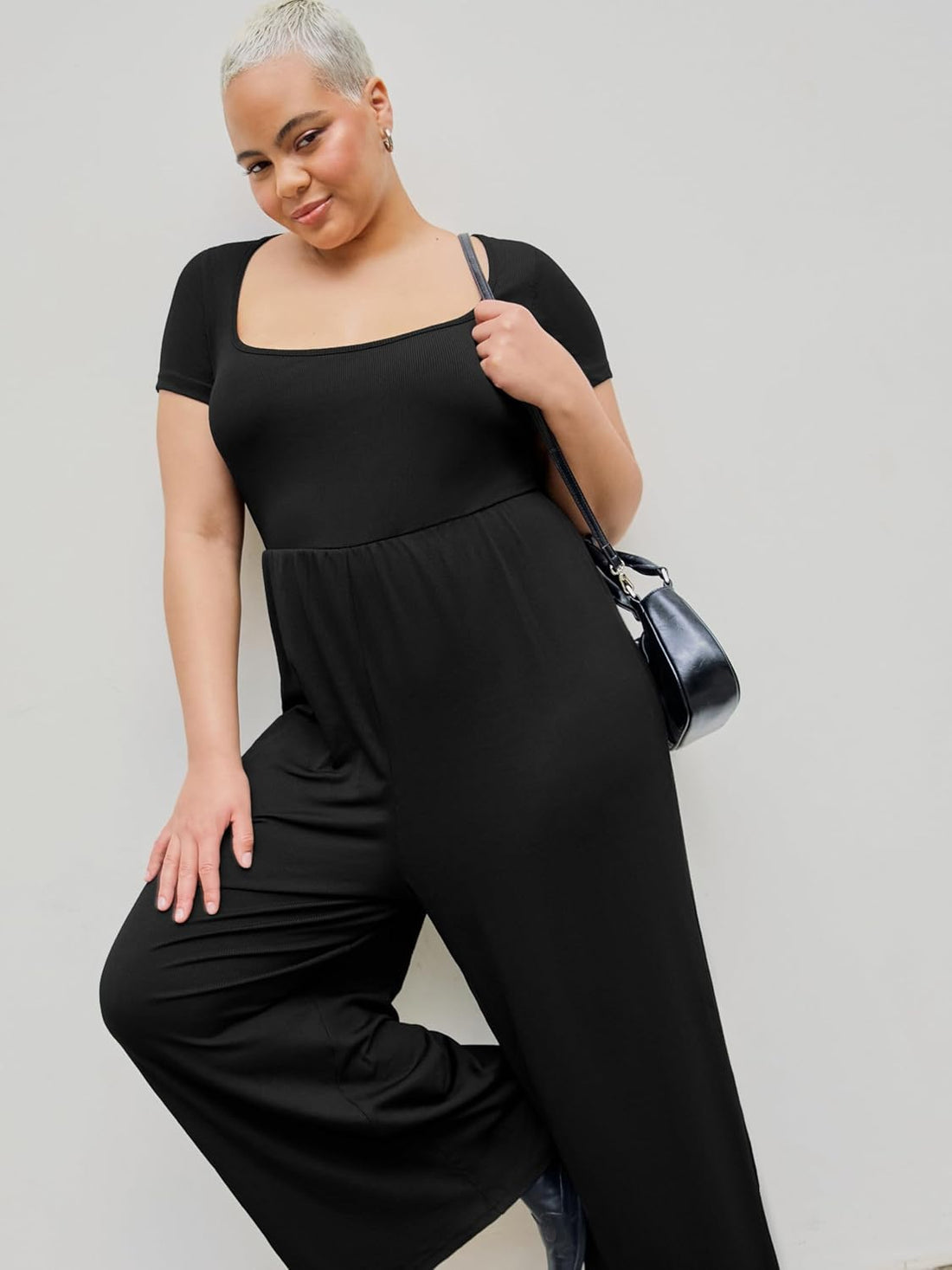 Women’s Plus Size Black Wide Leg Jumpsuit – Round Neck, Short Sleeve, Comfortable & Chic