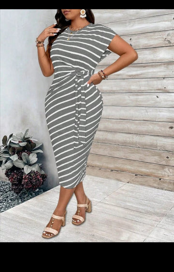 Calvaya Plus Striped Batwing Sleeve Knot Front Dress S